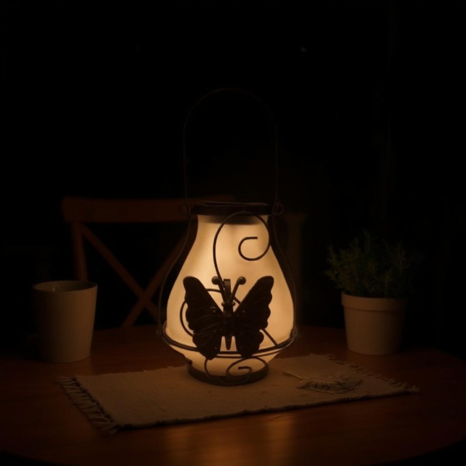 Solar Butterfly Lantern Waterp - đánh giá và giá Outdoor Lighting Battery Powered
