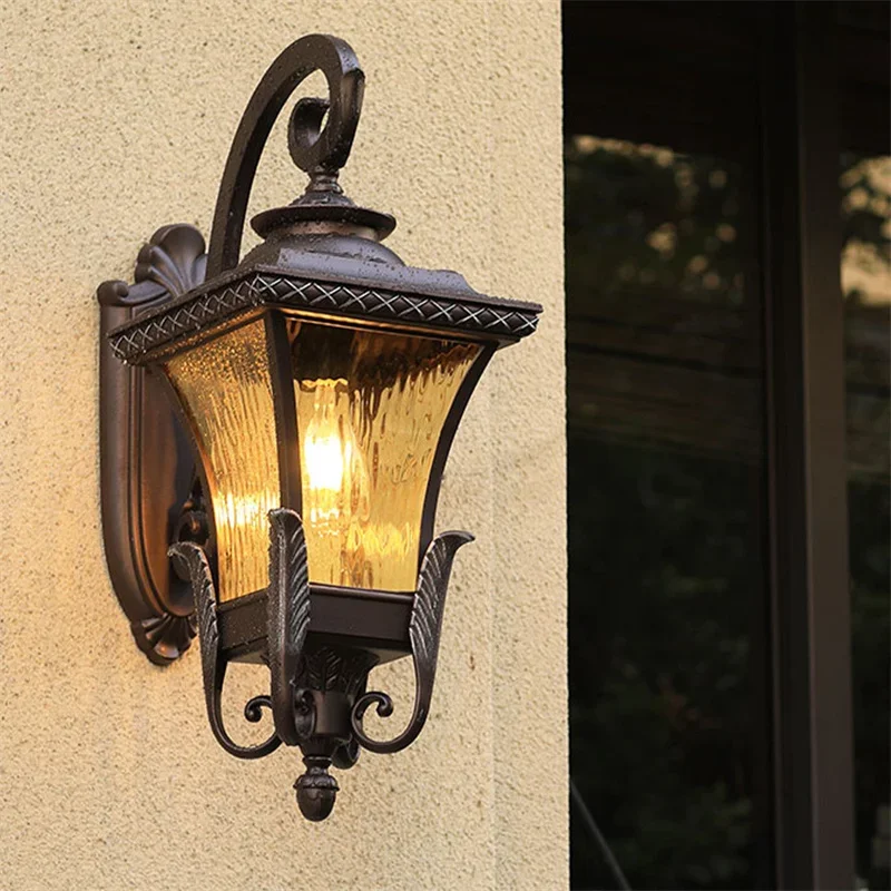 Villa Community European-style - đánh giá và giá Outdoor Lighting Up And Down